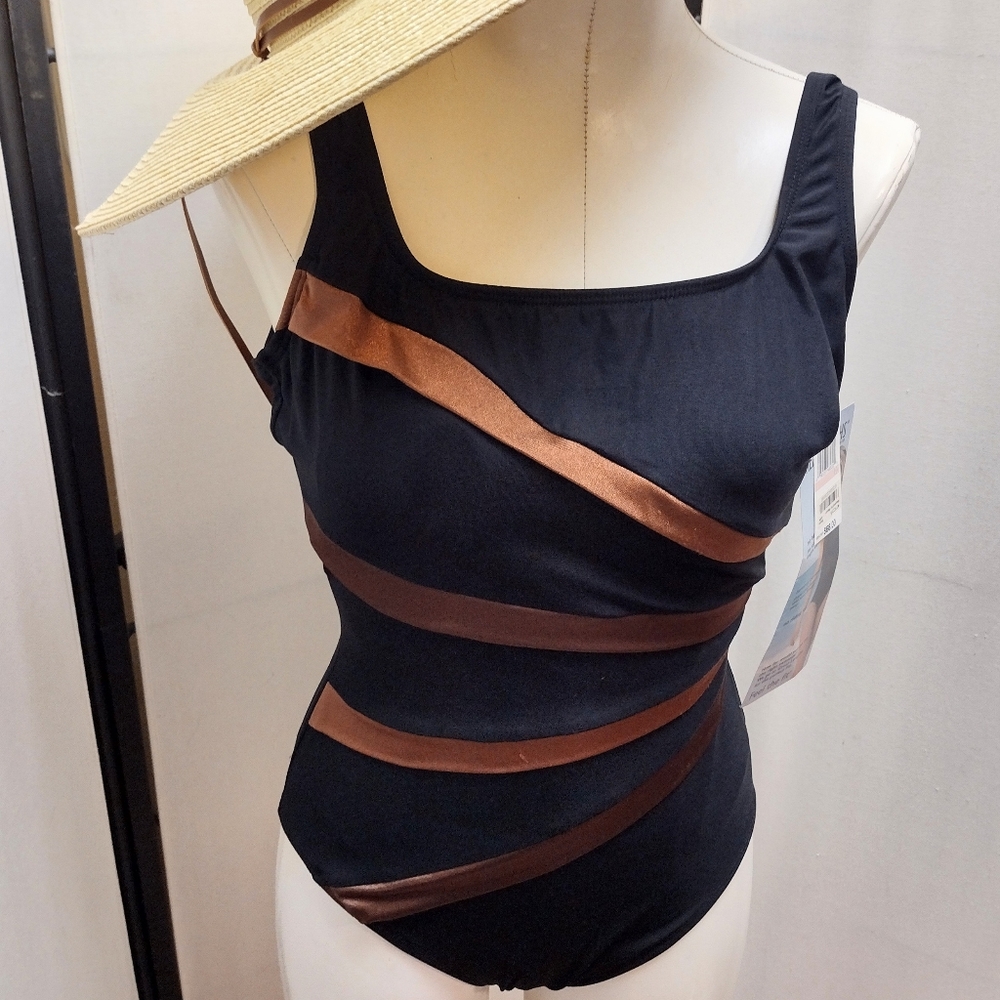 GREAT LENGTHS  *MACYS* SZ 10 TUMMY CONTROL EXTRA LENGTH ONE PIECE NWT $70